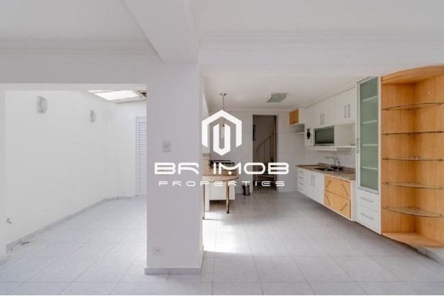 Imagem Casa com 3 Quartos à Venda, 145 m² em Vila Gumercindo - São Paulo Imagem Casa com 3 Quartos à Venda, 145 m² em Vila Gumercindo - São Paulo