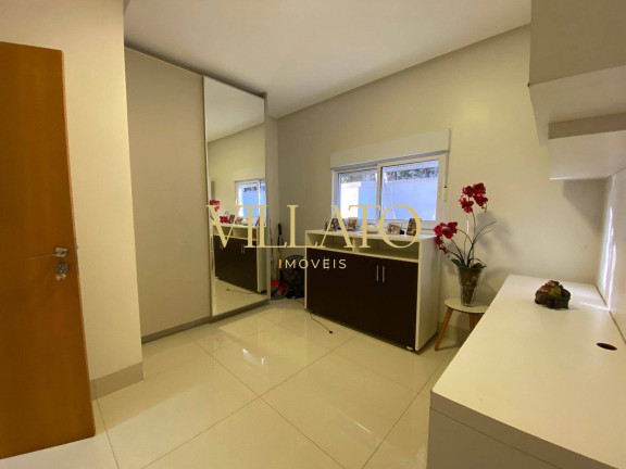 Imagem Casa com 4 Quartos à Venda, 193 m² em Jardins Lisboa - Goiânia Imagem Casa com 4 Quartos à Venda, 193 m² em Jardins Lisboa - Goiânia