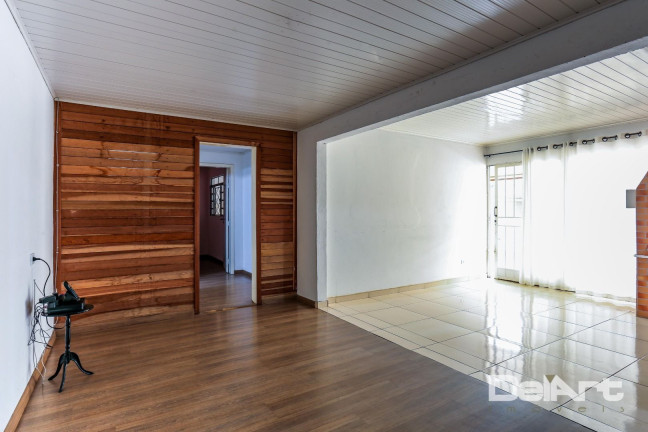 Imagem Casa com 2 Quartos à Venda, 93 m² em Xaxim - Curitiba