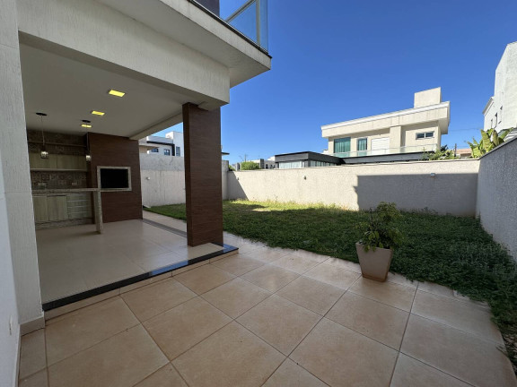 Imagem Sobrado com 3 Quartos à Venda, 300 m² em Ipê - Foz Do Iguaçu Imagem Sobrado com 3 Quartos à Venda, 300 m² em Ipê - Foz Do Iguaçu