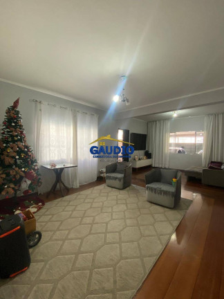 Imagem Casa com 3 Quartos à Venda, 271 m² em Campo Limpo - São Paulo