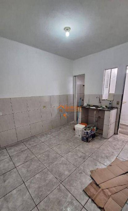 Imagem Casa com 1 Quarto para Alugar, 200 m² em Jardim Presidente Dutra - Guarulhos Imagem Casa com 1 Quarto para Alugar, 200 m² em Jardim Presidente Dutra - Guarulhos