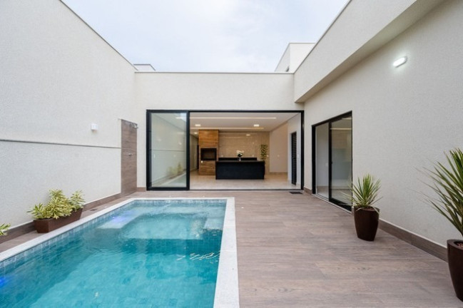 Imagem Casa com 4 Quartos à Venda, 350 m² em Setor Habitacional Vicente Pires - Brasília