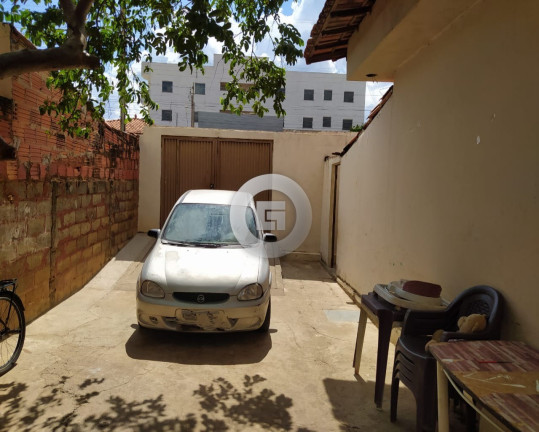 Casa com 3 Quartos à Venda, 324 m² em Santa Rita Ii - Montes Claros