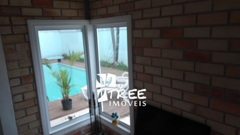 Imagem Casa com 3 Quartos à Venda, 230 m² em Condomínio Arujá Country Club - Arujá Imagem Casa com 3 Quartos à Venda, 230 m² em Condomínio Arujá Country Club - Arujá