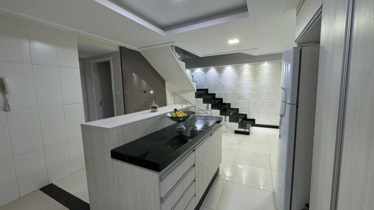 Imagem Cobertura com 3 Quartos à Venda, 214 m² em Nossa Senhora Das Graças - Volta Redonda Imagem Cobertura com 3 Quartos à Venda, 214 m² em Nossa Senhora Das Graças - Volta Redonda