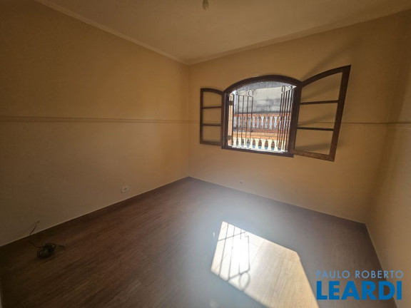 Imagem Sobrado com 3 Quartos à Venda, 177 m² em Vila Scarpelli - Santo André Imagem Sobrado com 3 Quartos à Venda, 177 m² em Vila Scarpelli - Santo André