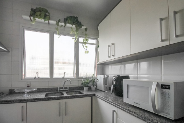 Imagem Apartamento com 3 Quartos à Venda, 105 m² em Petrópolis - Porto Alegre