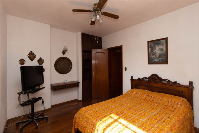 Imagem Casa com 3 Quartos à Venda, 205 m² em Jardim Das Acácias - São Paulo Imagem Casa com 3 Quartos à Venda, 205 m² em Jardim Das Acácias - São Paulo