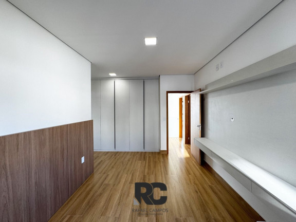 Imagem Sobrado com 3 Quartos à Venda, 205 m² em Mosaico Essence - Mogi Das Cruzes Imagem Sobrado com 3 Quartos à Venda, 205 m² em Mosaico Essence - Mogi Das Cruzes
