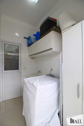 Imagem Casa com 3 Quartos à Venda, 230 m² em Centro - Bady Bassitt Imagem Casa com 3 Quartos à Venda, 230 m² em Centro - Bady Bassitt