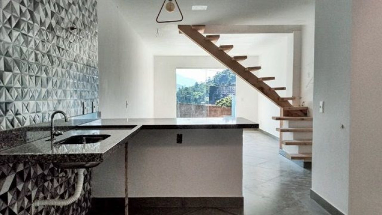 Imagem Casa com 2 Quartos à Venda, 80 m² em Comary - Teresópolis Imagem Casa com 2 Quartos à Venda, 80 m² em Comary - Teresópolis