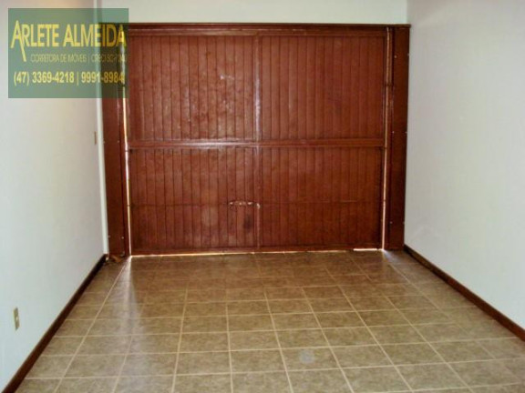 Imagem Apartamento com 3 Quartos para Alugar ou Temporada, 220 m² em Centro - Bombinhas Imagem Apartamento com 3 Quartos para Alugar ou Temporada, 220 m² em Centro - Bombinhas
