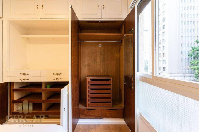 Imagem Apartamento com 3 Quartos à Venda, 198 m² em Jardim Paulista - São Paulo Imagem Apartamento com 3 Quartos à Venda, 198 m² em Jardim Paulista - São Paulo