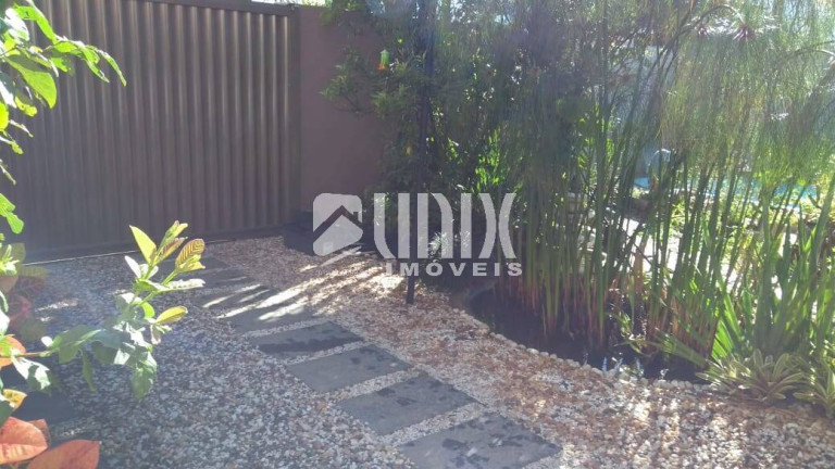 Imagem Casa com 4 Quartos à Venda, 360 m² em Alphaville - Campos Dos Goytacazes Imagem Casa com 4 Quartos à Venda, 360 m² em Alphaville - Campos Dos Goytacazes