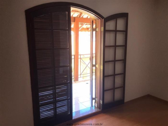 Imagem Casa com 4 Quartos à Venda, 300 m² em Alvinópolis - Atibaia Imagem Casa com 4 Quartos à Venda, 300 m² em Alvinópolis - Atibaia