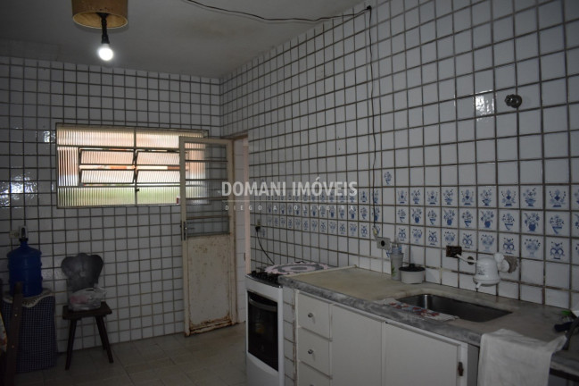 Imagem Casa com 6 Quartos à Venda, 225 m² em Região De Capivari - Campos Do Jordão