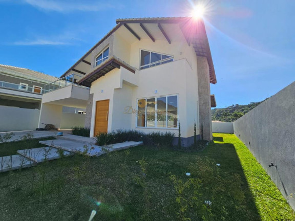 Casa com 3 Quartos à Venda, 260 m² em Green Valleiy - Teresópolis