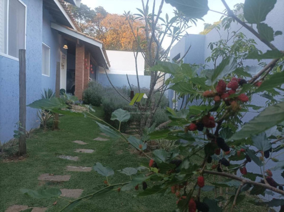 Imagem Casa de Condomínio com 3 Quartos à Venda, 280 m²