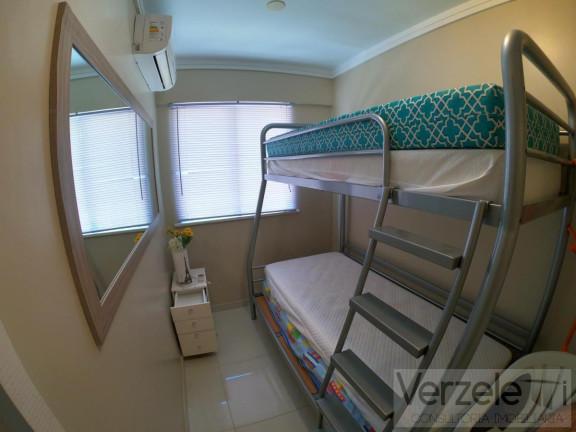 Imagem Apartamento com 3 Quartos para Temporada, 130 m² em Centro - Balneário Camboriú Imagem Apartamento com 3 Quartos para Temporada, 130 m² em Centro - Balneário Camboriú