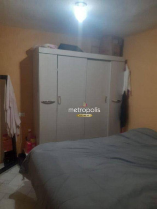 Imagem Casa com 2 Quartos à Venda, 150 m² em Jardim Cristiane - Santo André Imagem Casa com 2 Quartos à Venda, 150 m² em Jardim Cristiane - Santo André