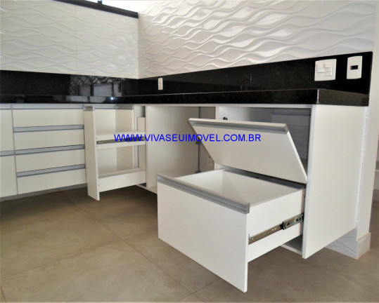 Imagem Casa com 3 Quartos à Venda, 234 m² em Jardim Maringá - Indaiatuba Imagem Casa com 3 Quartos à Venda, 234 m² em Jardim Maringá - Indaiatuba