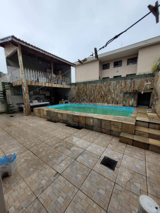 Imagem Casa com 4 Quartos à Venda, 333 m² em Centro - Itanhaém Imagem Casa com 4 Quartos à Venda, 333 m² em Centro - Itanhaém