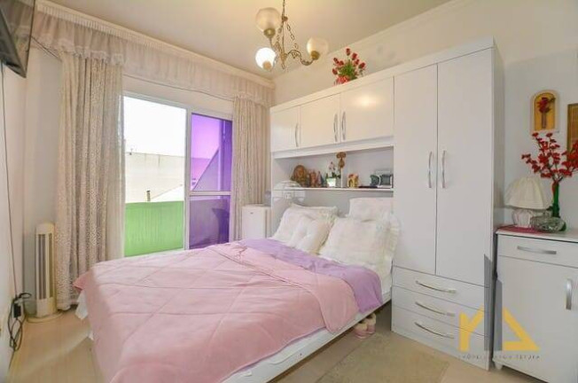 Imagem Sobrado com 3 Quartos à Venda, 134 m² em Fanny - Curitiba