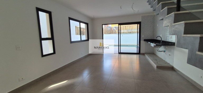 Imagem Casa com 3 Quartos à Venda, 130 m² em Camburi - São Sebastião