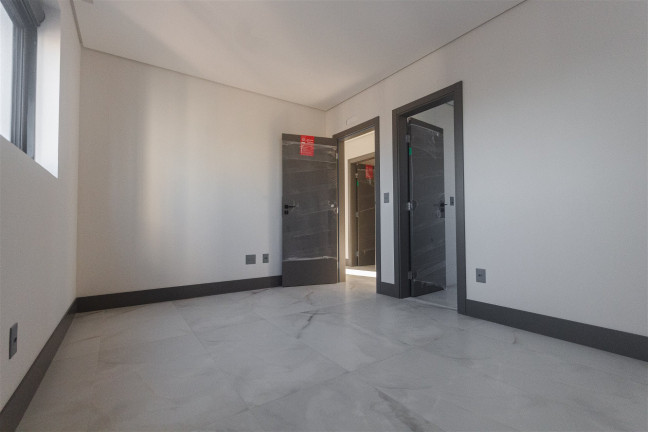 Imagem Apartamento com 3 Quartos à Venda, 130 m² em Centro - Balneário Camboriú Imagem Apartamento com 3 Quartos à Venda, 130 m² em Centro - Balneário Camboriú
