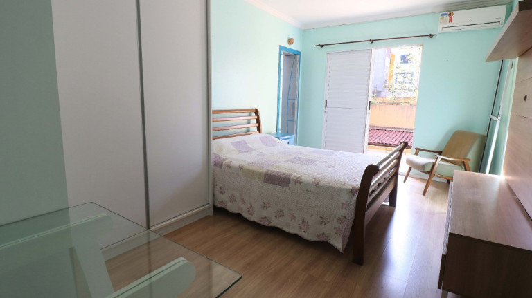 Imagem Sobrado com 4 Quartos à Venda, 199 m² em Vila Paulicéia - São Paulo