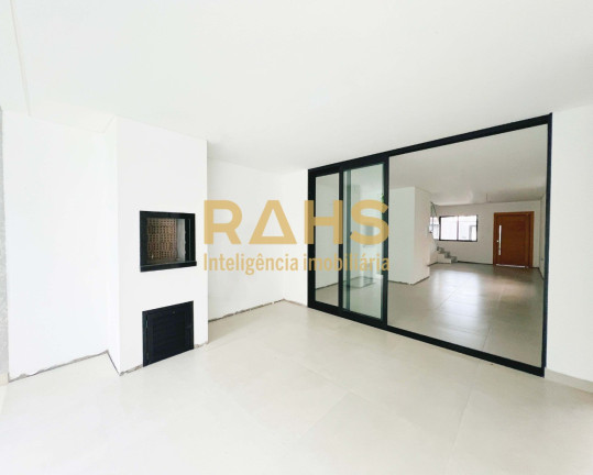 Imagem Casa com 3 Quartos à Venda, 159 m² em Bom Retiro - Joinville