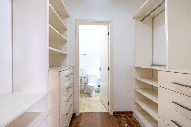 Imagem Casa com 6 Quartos à Venda,  em Granja Carneiro Viana - Cotia