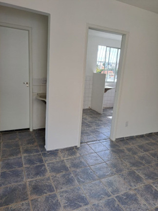 Imagem Imóvel com 2 Quartos à Venda, 45 m² em Kennedy - Contagem