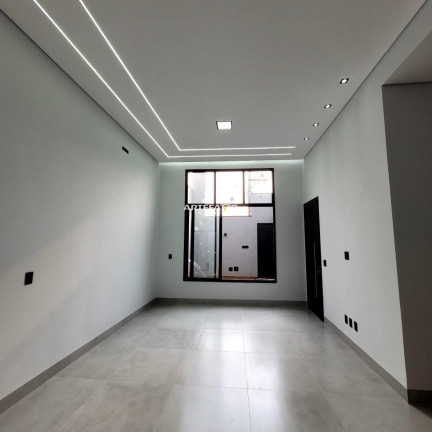 Imagem Casa com 3 Quartos à Venda, 157 m²