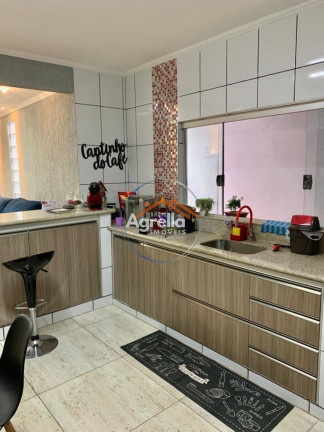 Imagem Casa com 3 Quartos à Venda, 175 m² em Jardim Igaçaba - Mogi Guaçu Imagem Casa com 3 Quartos à Venda, 175 m² em Jardim Igaçaba - Mogi Guaçu