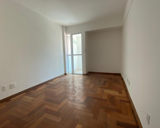 Imagem Imóvel com 3 Quartos à Venda, 120 m² em São Mateus - Juiz De Fora Imagem Imóvel com 3 Quartos à Venda, 120 m² em São Mateus - Juiz De Fora