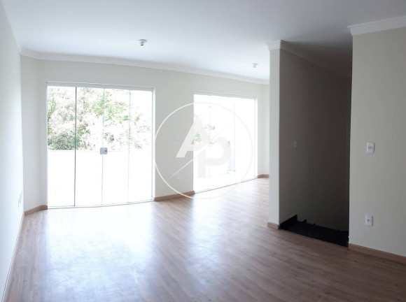 Imagem Sobrado com 4 Quartos à Venda, 136 m² em Estrela - Ponta Grossa