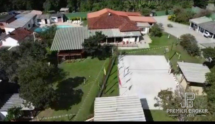 Imagem Casa com 9 Quartos à Venda, 1.000 m² em Iucas - Teresópolis