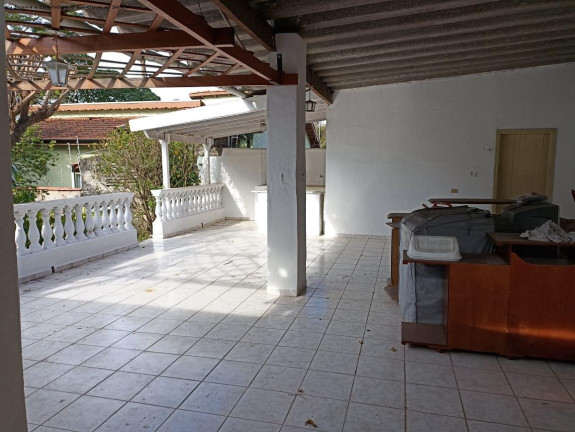 Imagem Casa com 4 Quartos à Venda, 200 m² em Jardim Santa Clara - Taubaté