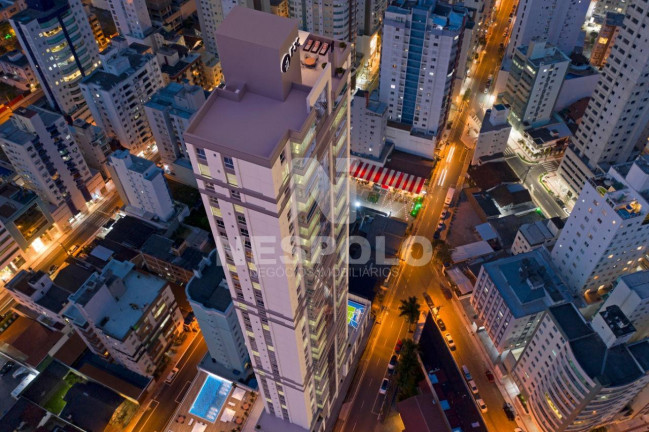 Imagem Apartamento com 2 Quartos à Venda, 146 m² em Centro - Balneario Camboriu Imagem Apartamento com 2 Quartos à Venda, 146 m² em Centro - Balneario Camboriu