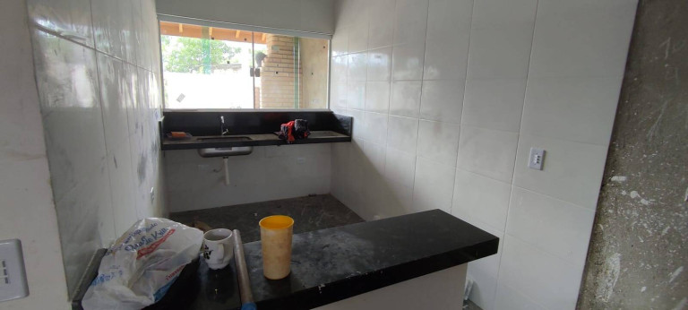 Imagem Casa com 2 Quartos à Venda, 130 m² em Vila Romar - Peruíbe Imagem Casa com 2 Quartos à Venda, 130 m² em Vila Romar - Peruíbe