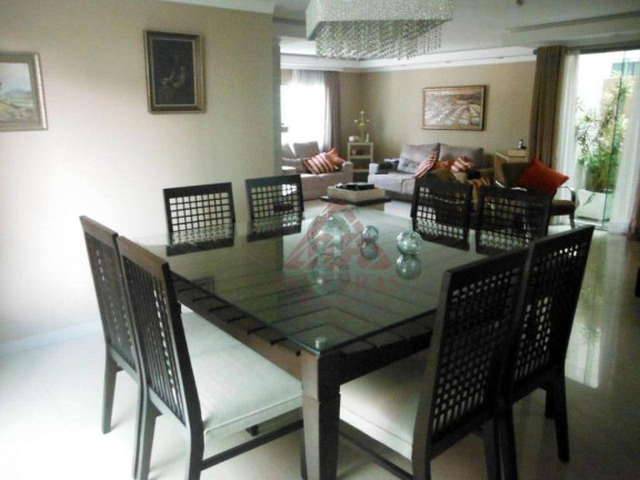Imagem Casa com 4 Quartos à Venda, 400 m² em Santa Felicidade - Curitiba