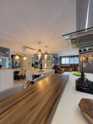 Imagem Apartamento com 4 Quartos à Venda, 135 m² em Centro - Balneário Camboriú Imagem Apartamento com 4 Quartos à Venda, 135 m² em Centro - Balneário Camboriú