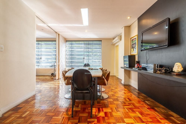 Imagem Casa com 5 Quartos à Venda, 398 m² em Pacaembu - São Paulo Imagem Casa com 5 Quartos à Venda, 398 m² em Pacaembu - São Paulo