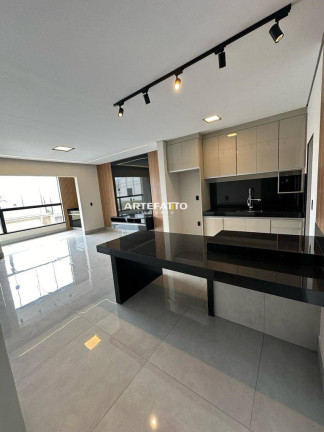 Imagem Apartamento com 3 Quartos à Venda, 110 m²