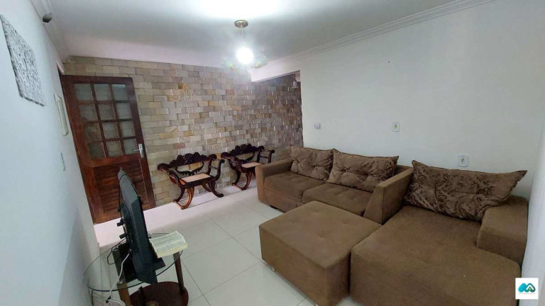 Imagem Casa com 4 Quartos à Venda, 270 m² em Antares - Maceió