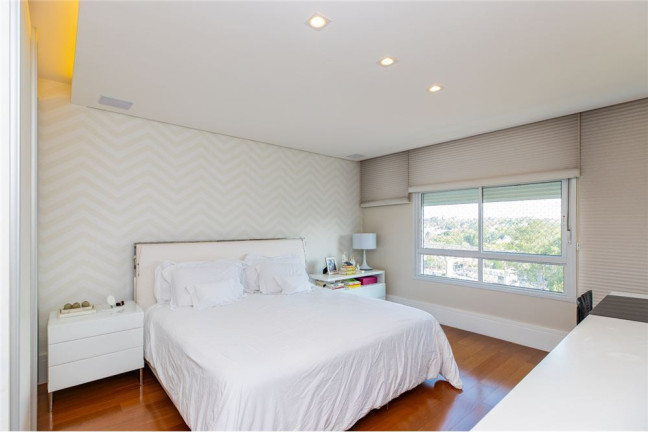 Imagem Apartamento com 4 Quartos à Venda, 251 m² em Campo Belo - São Paulo