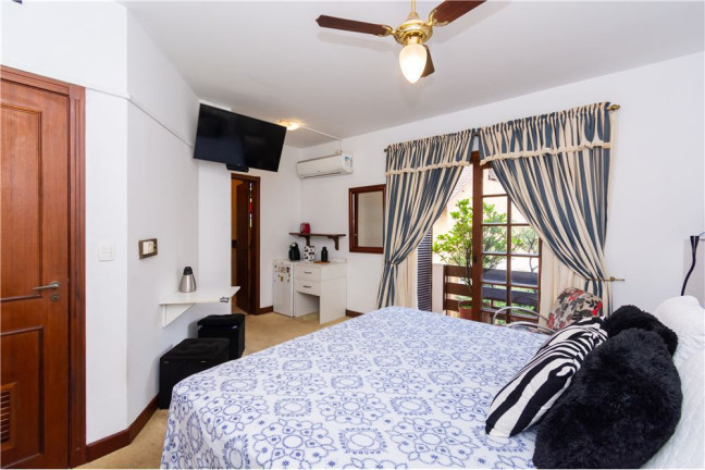 Imagem Casa de Condomínio com 3 Quartos à Venda, 292 m² em Bela Vista - Porto Alegre Imagem Casa de Condomínio com 3 Quartos à Venda, 292 m² em Bela Vista - Porto Alegre