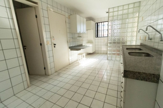 Imagem Apartamento com 3 Quartos à Venda, 138 m² em Montese - Fortaleza